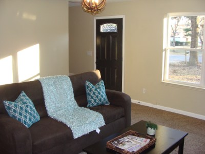 LIVING ROOM AFTER- AHHH